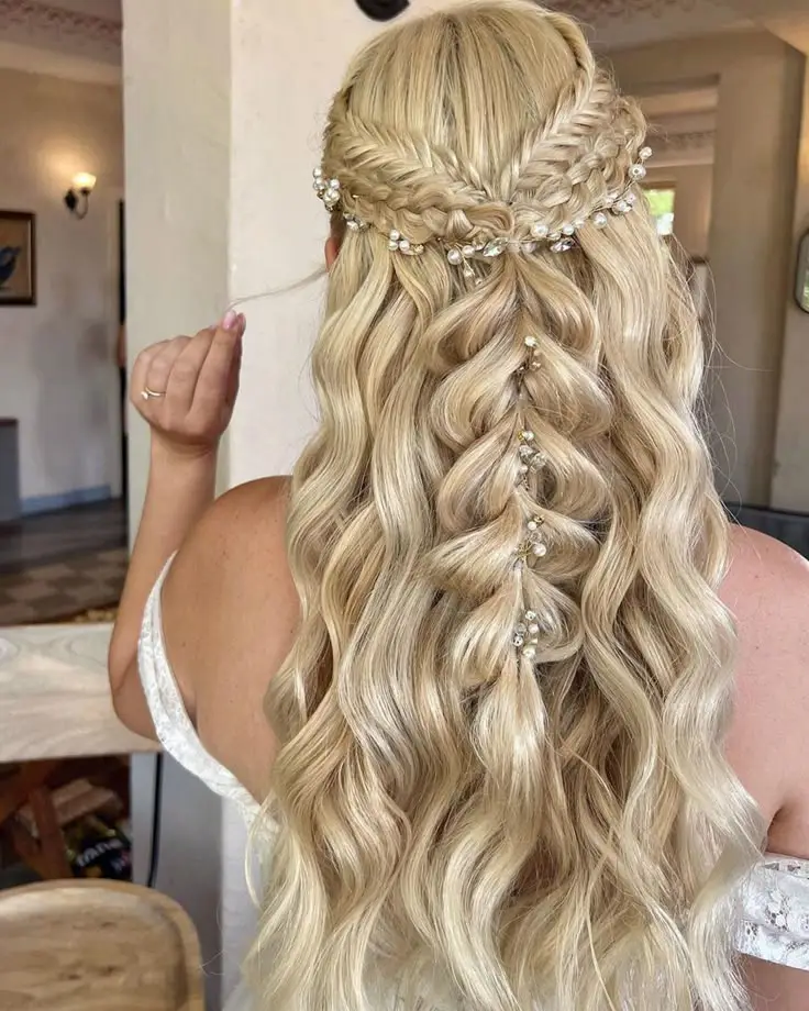 Elegant Braided Crown 1