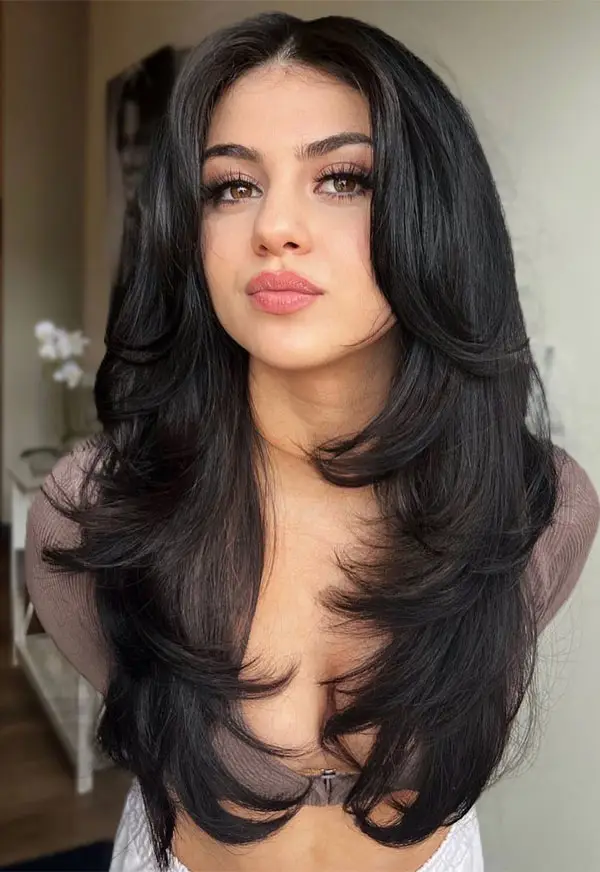 Butterfly Haircut with Face-Framing Layers